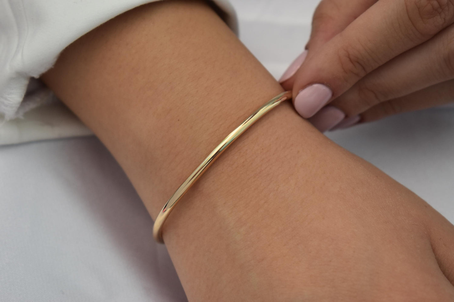 14k Thick Gold Classic Bangle Slip on Bracelet,Stacking Gold Bangle Bracelet,Elegance Minimalist Bangle,Plain Bangle,Gift for Mom & Her