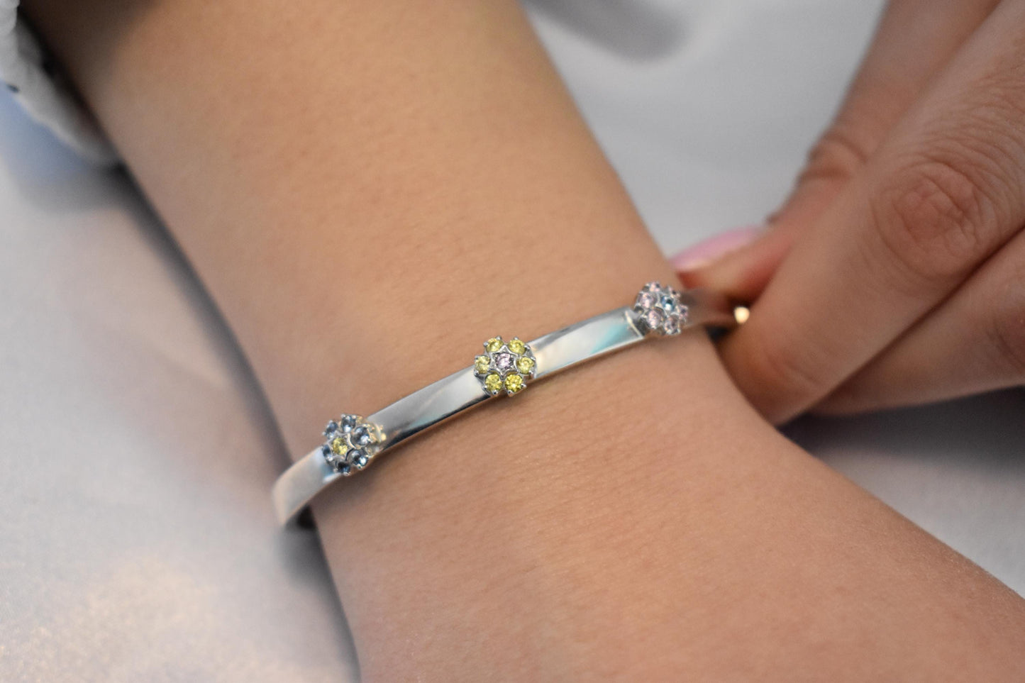 14K White Solid Gold Bracelet with Flower Zircons,Birthstone Bangle for Women,Wedding & Engagement Bracelet,Gold Flower Bracelet for Her