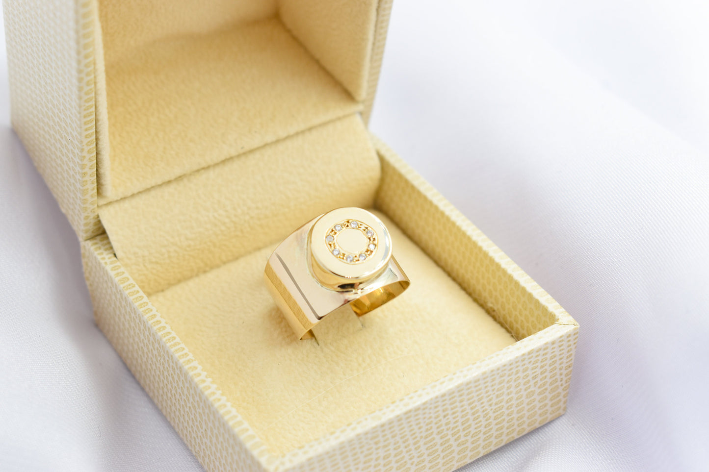 14K Solid Gold Ring,Unique Round Ring,Engagement & Wedding Gold Ring,Statement Ring,Stackable Gold Ring,Gift for Mom and Her