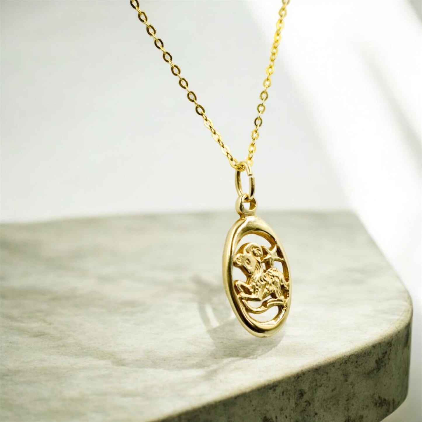 Χρυσό Μενταγιόν Αιγόκερως 14Κ