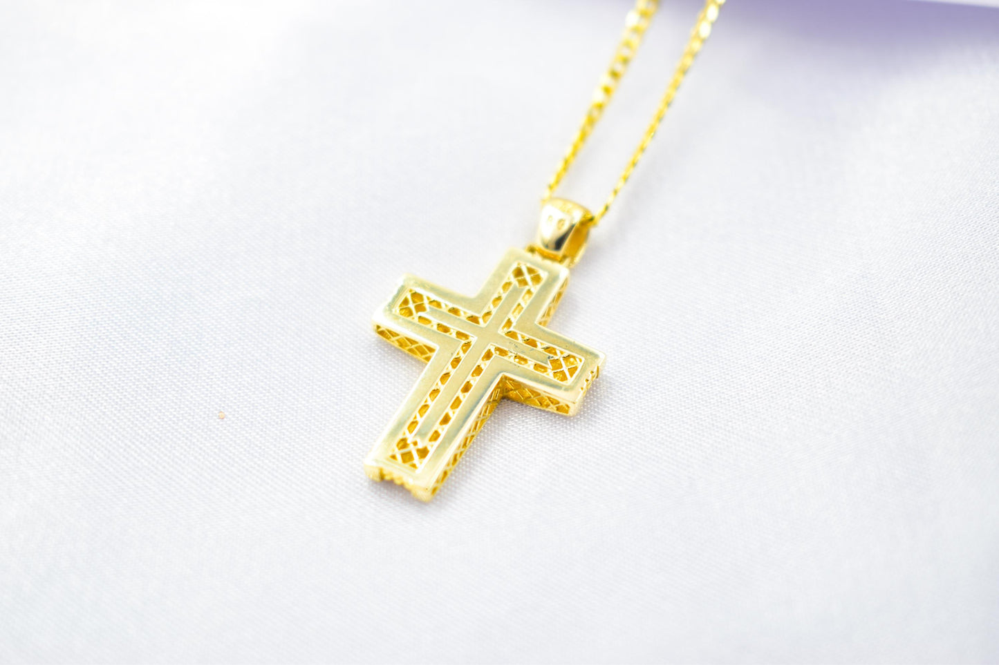 Ανδρικοί Σταυροί 14K Gold Polished Cross Pendant with Textured Center | Elegant Double-Sided Design | Men’s & Women’s Necklace Option , Baptism Gift