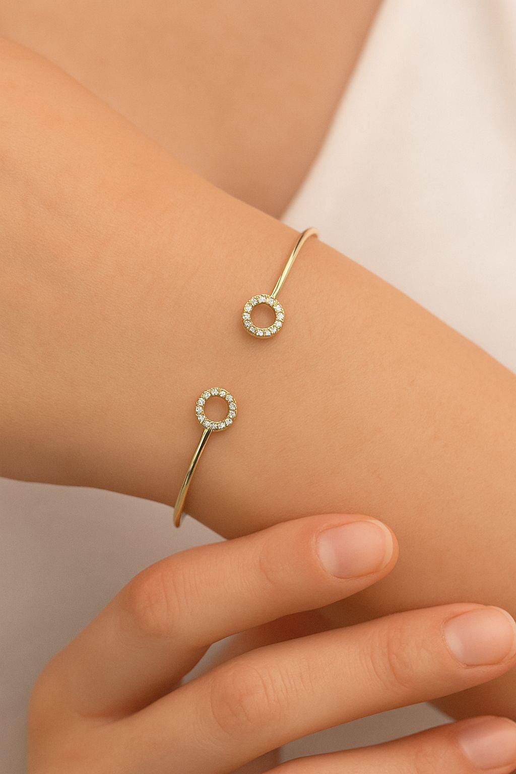14K Gold Circle Bangle Bracelet,Open Circle Gold Bracelet,Dainty Diamond Bangle, Zircon Bangle Gift for Her,Adjustable Bracelet,Gift for Her