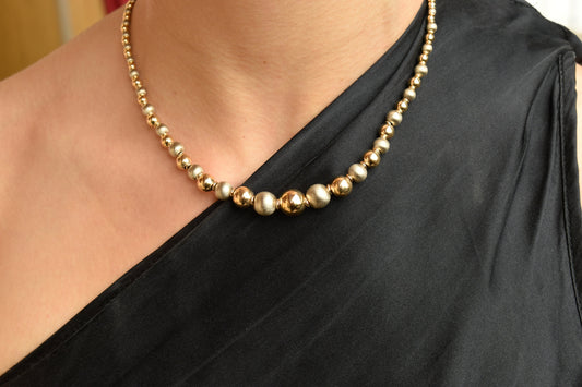 Χρυσό Κολιέ με Γυαλιστερές & Ματ Μπίλιες Κ14