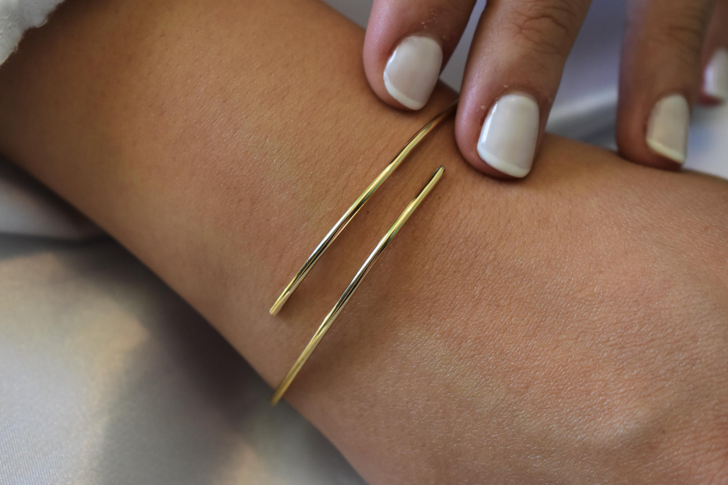 14k Plain Gold Classic Bangle Slip on Bracelet,Handmade Gold Bangle Bracelet,Elegance Minimalist Bangle Bracelet,Cuff Bangle for Her