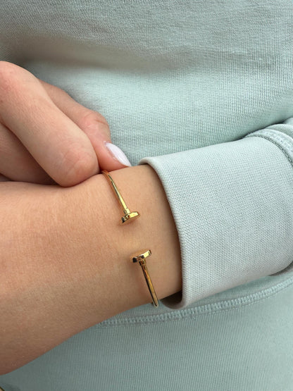 14K Gold Handcrafted Bangle,Exclusive Bracelet for Wedding & Engagement,Minimalist Bracelet,Bracelet for Mom and Her,Stackable Bracelet