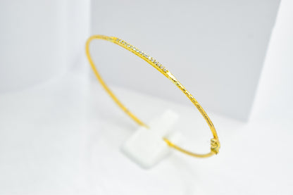 14K Gold Hammered Bar Bracelet,VVS1 Diamond or Zircon Cuff,Dainty Custom Bangle, Minimalist Stacking Gold Jewellery Gift for Her