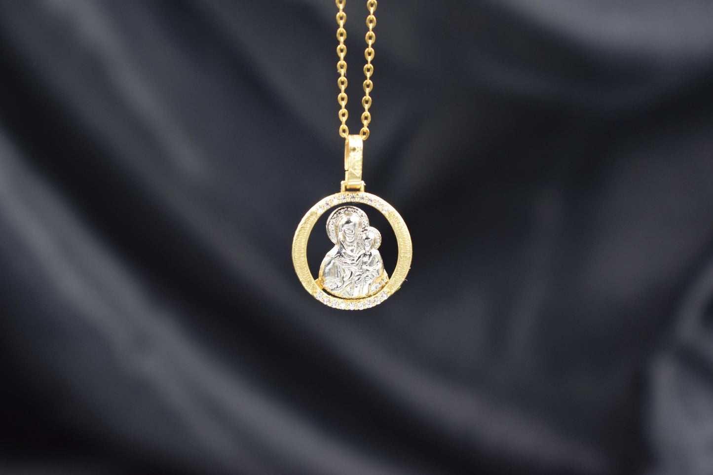 Παναγία με Χριστό παιδί σε Κύκλο με Ζιργκόν Κ14