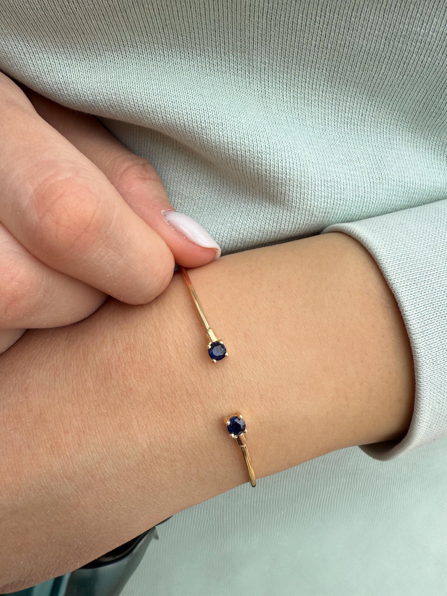 14K Gold Solid Bangle Sapphire,Luxury Sapphire Bangle, Bridal & Engagement Bangle,Bangle Sapphire Bracelet,Dainty Sapphire Bracelet