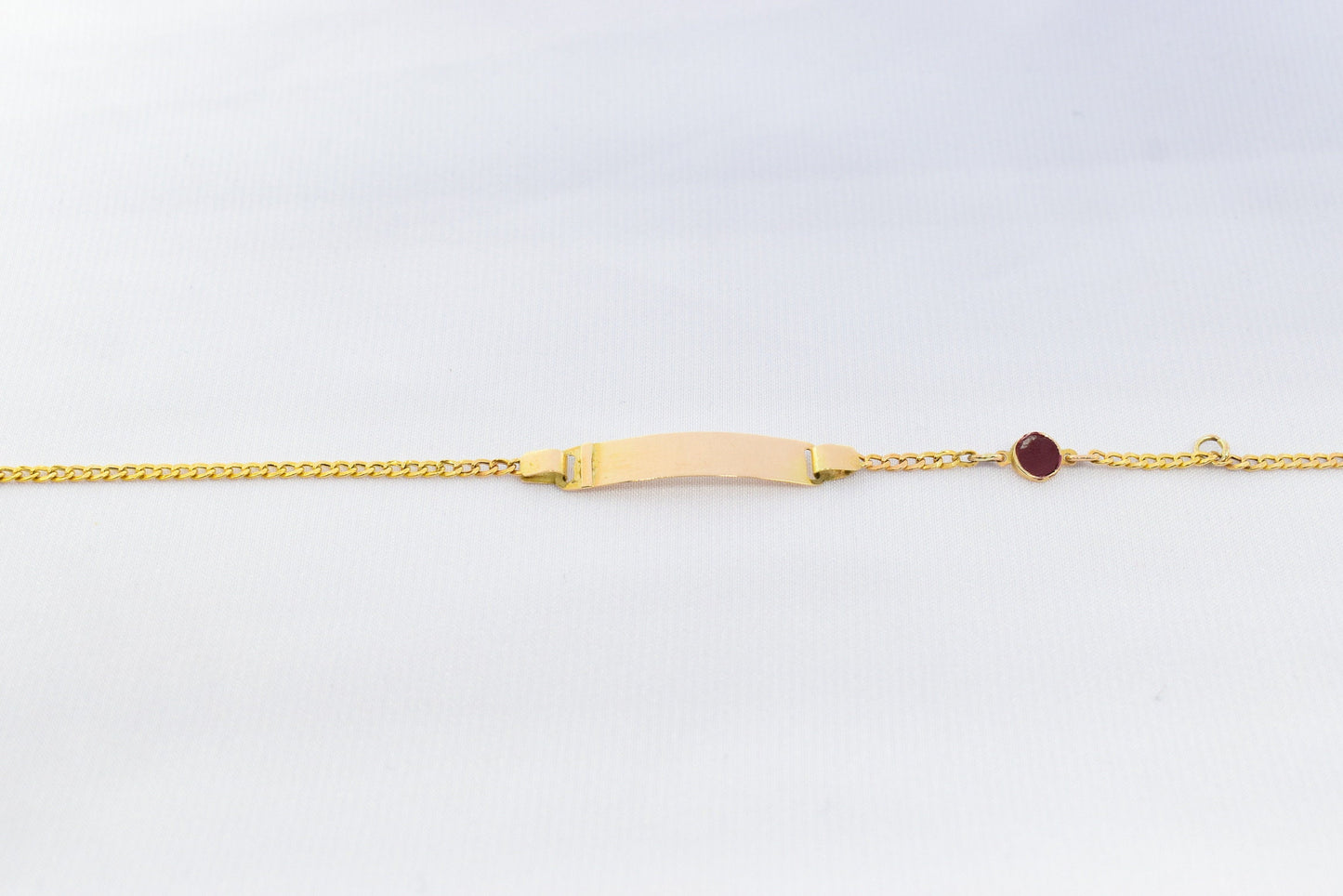 Χειροποίητη Ταυτότητα με Κόκκινο Σμάλτο Κ14