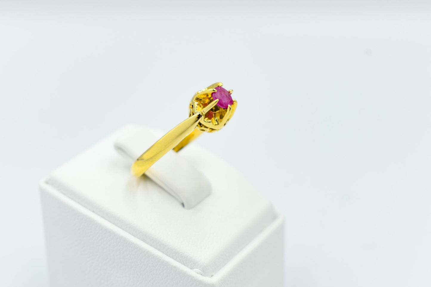 Χειροποίητο Μονόπετρο με Ορυκτό Ρουμπίνι Κ18