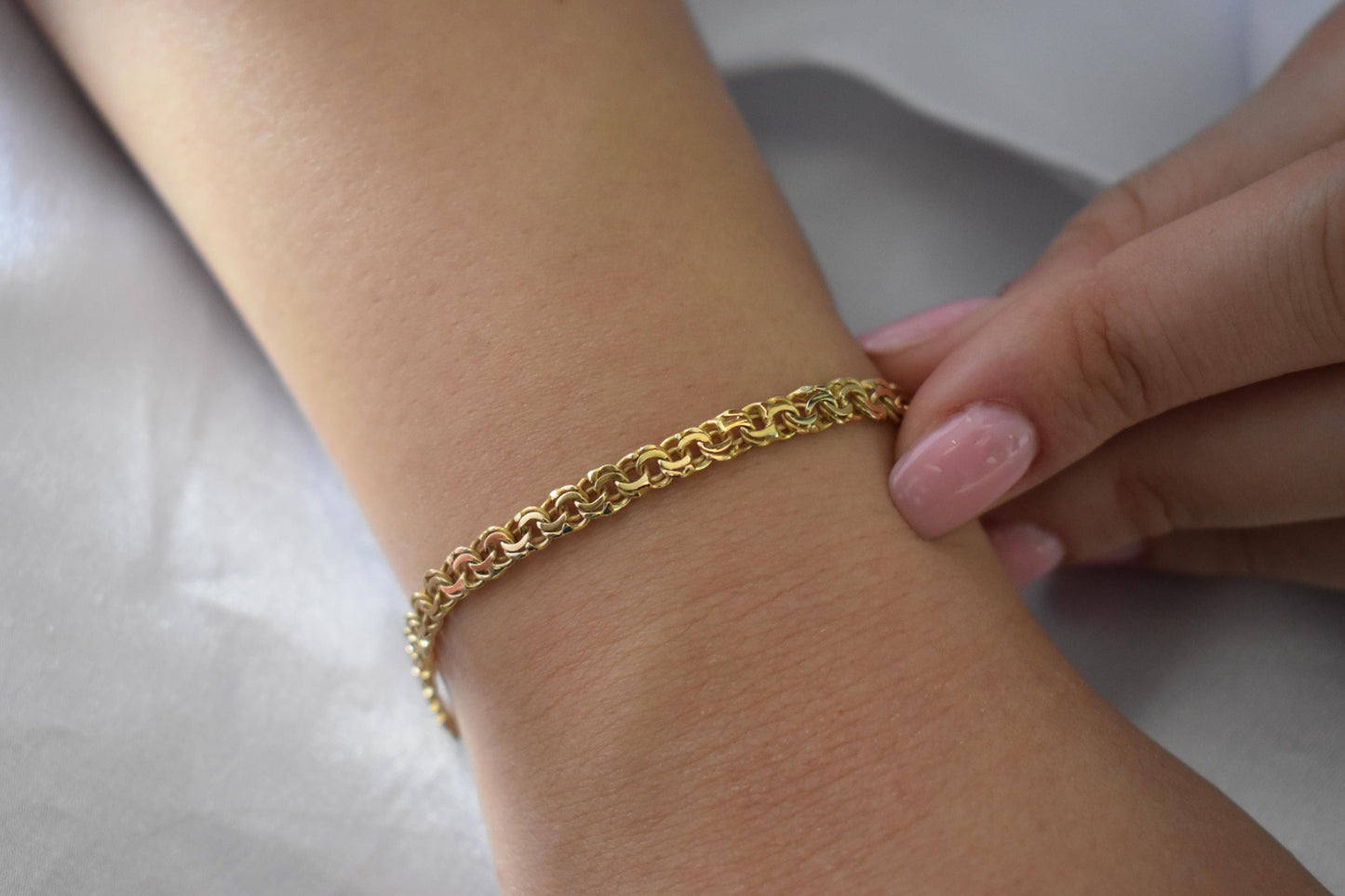 14K Gold Curb Chain Bracelet,Stackable Gold Bracelet,Franco Retro Chain Bracelet,Vintage Look Chain,Anniversary Gift for Her
