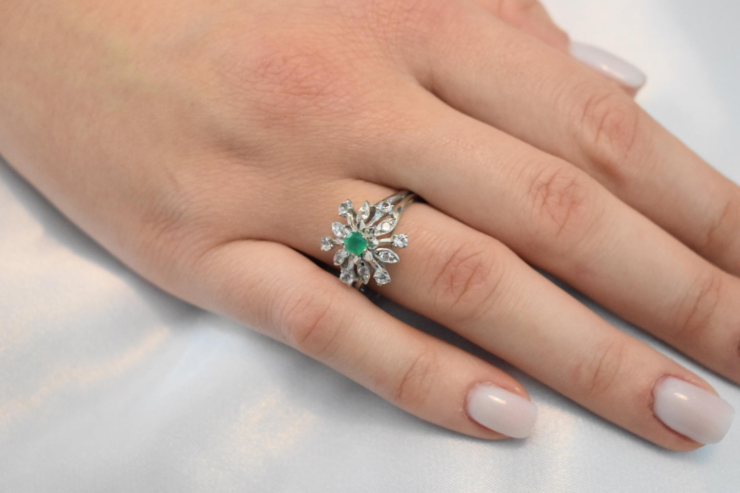 14K Solid Gold Emerald Ring,Vintage Retro Ring,Engagement & Wedding Gold Ring,Statement Ring,Stackable Gold Ring,Gift for Her