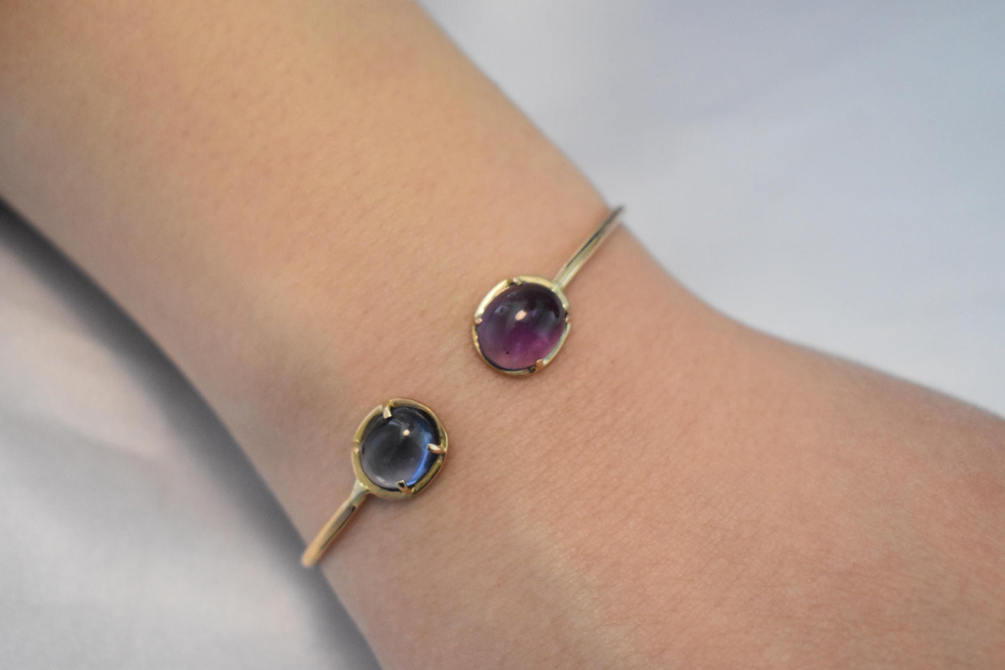 14K Gold Bracelet Amethyst,Dainty Natural Amethyst Bangle Bracelet,Custom Gold Bangle,Graduation Gift for Her,Wedding & Engagement Gift