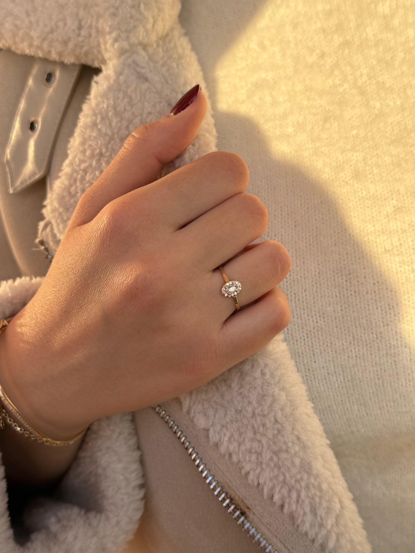 Δαχτυλίδι Ροζέτα Οβάλ Λευκό Zircon Κ14