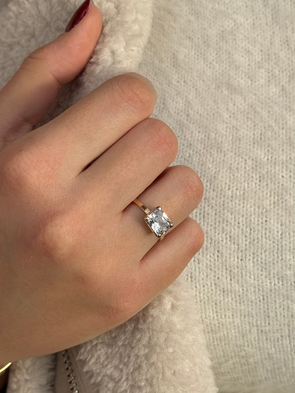 Μονόπετρο Δαχτυλίδι με Μεγάλο Λευκό Zircon