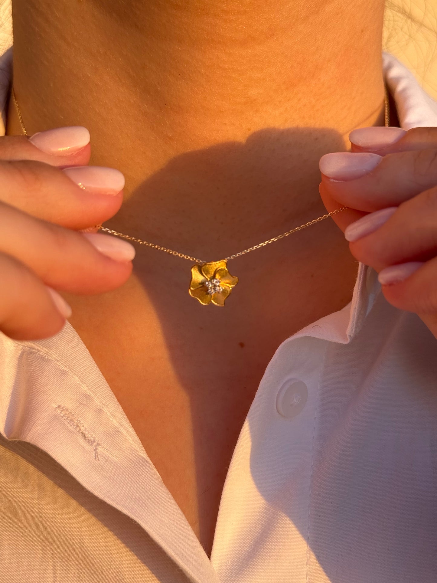 Κολιέ Λουλούδι με Ζιρκόν Κ9