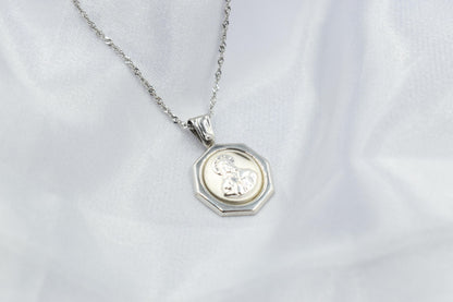 Λευκόχρυσο Μενταγιόν (Ιησούς Χριστός) Κ14