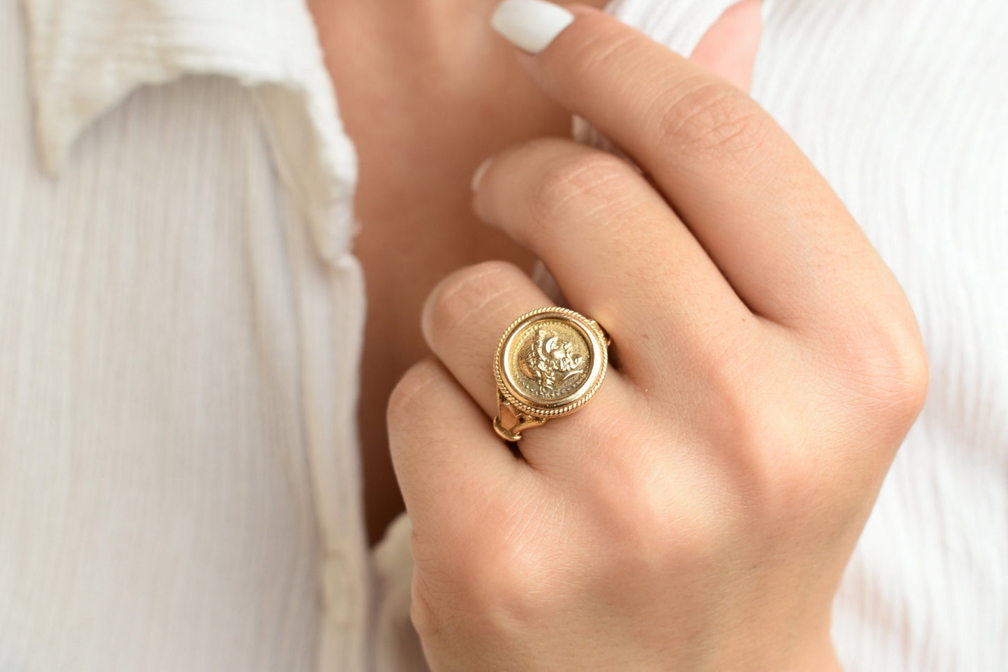 14K Solid Gold Etruscan Ancient Ring,Heavy Stylish Ring,Mythology Ring,Antique  for Her,Gold Greek Ring,Elegant Boho Ring,Ancient Greece