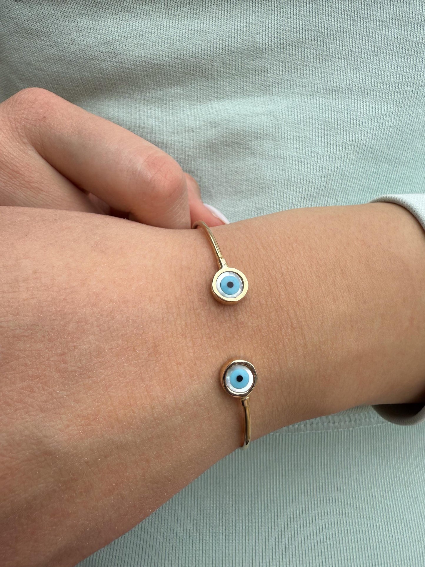 14K Gold Evil Eye Bracelet,Bangle Mother of Pearl Evil Eye,Lucky Bracelet,Eye Bangle,Protective Gift for Everyday Use,Perfect Gift for Her