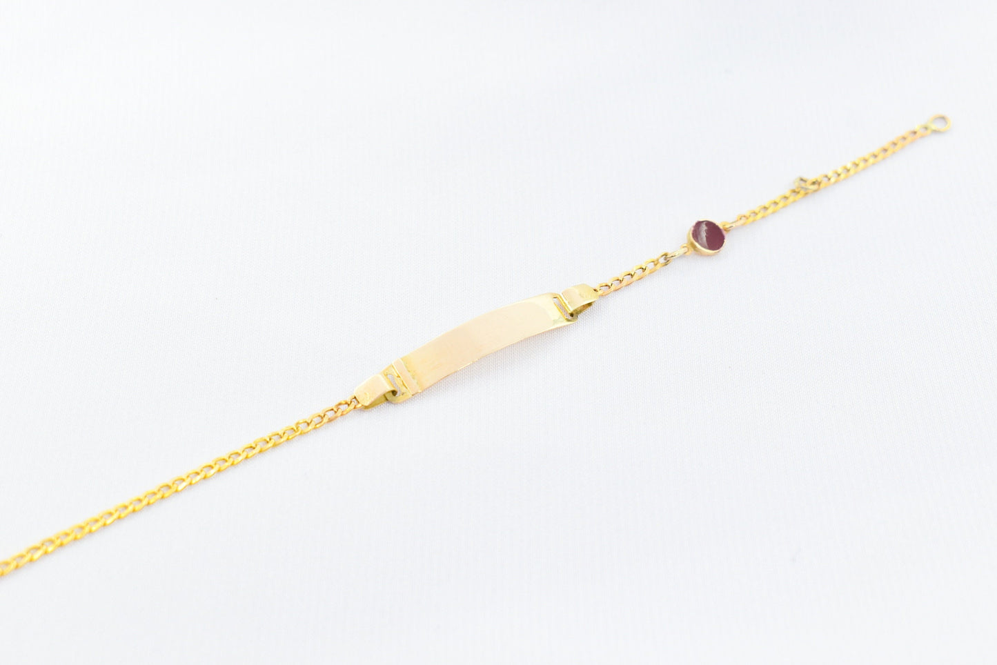 Χειροποίητη Ταυτότητα με Κόκκινο Σμάλτο Κ14