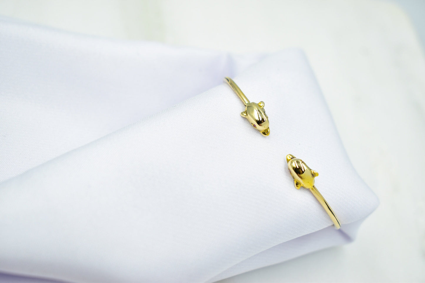 14k Gold Dolphin Bangle Bracelet,Dolphin Lovers Bracelet,Sea Animal Gold Bracelet Bangle,Summer Jewellery,Gift for Him & Her,Sea Collection