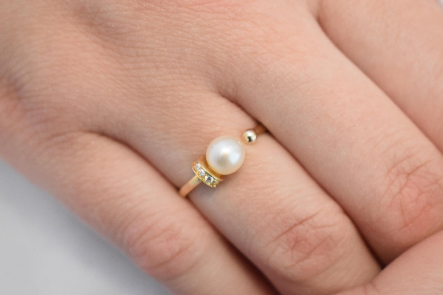 Χειροποίητο Δαχτυλίδι με Μαργαριτάρι και Ζιργκόν Κ14