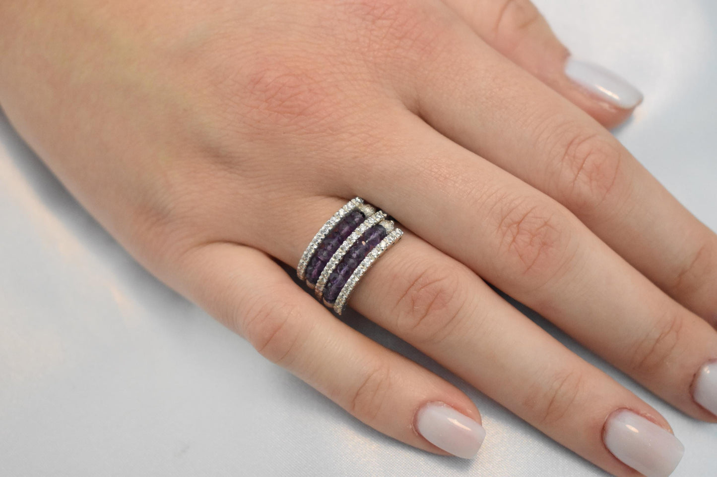 18K Solid Gold Ring with Two Rows of Rotating Amethysts,Elegant Unique Design Stackable Jewellery Ring,18K Wedding Ring for Her