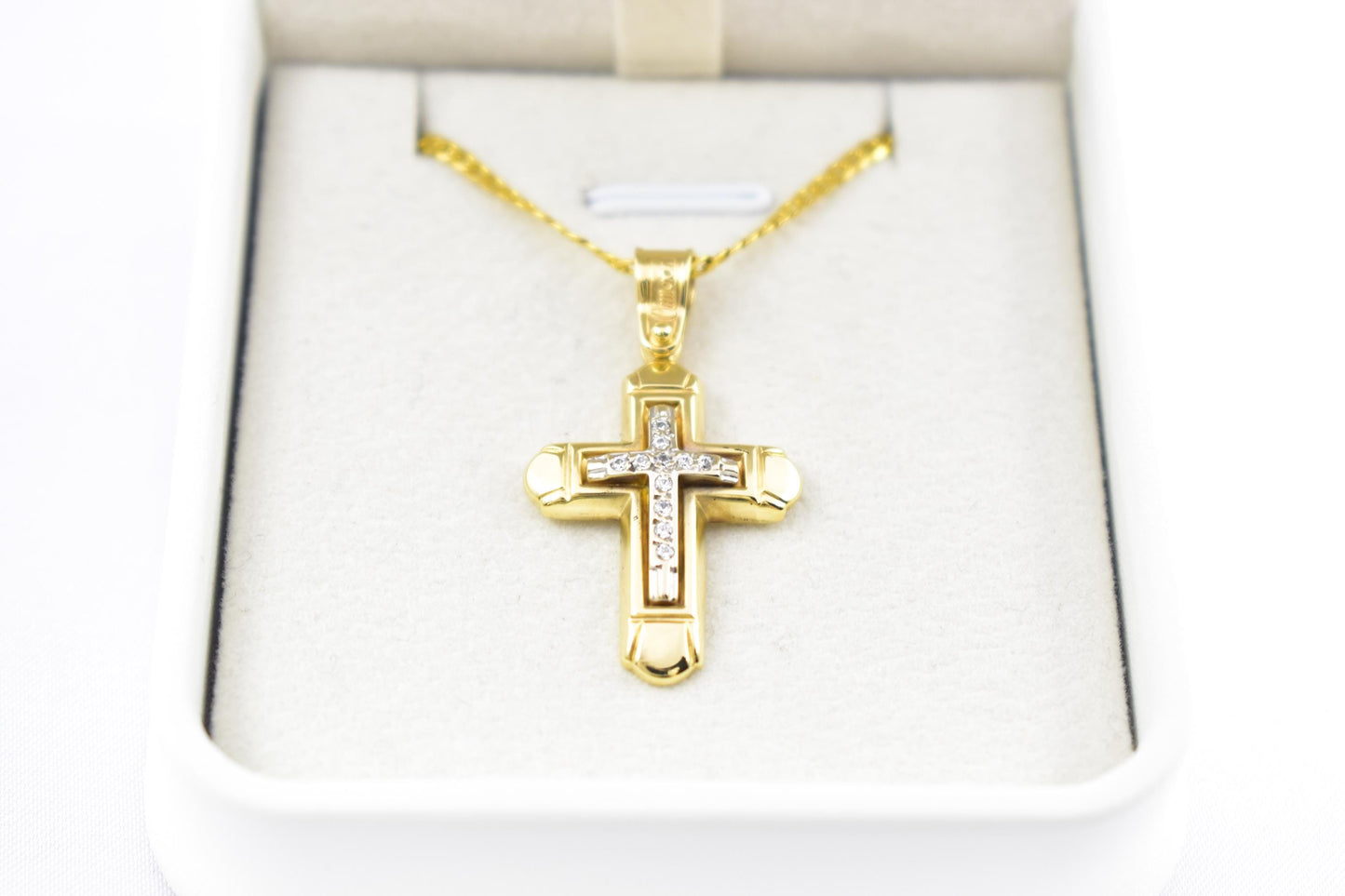 γυναικα Elegant 14K Gold Cross Necklace with Sparkling Cubic Zirconia – Solid Gold Religious Pendant for Men & Women, Baptism or Christening Gift