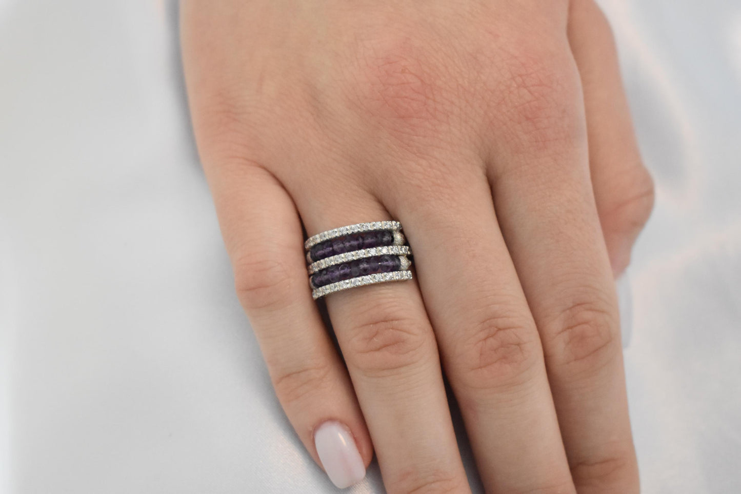 18K Solid Gold Ring with Two Rows of Rotating Amethysts,Elegant Unique Design Stackable Jewellery Ring,18K Wedding Ring for Her
