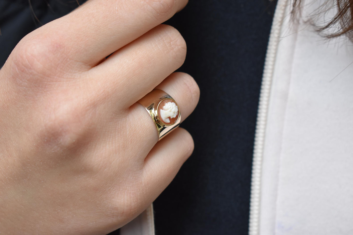 14K Gold Natural Cameo Handmade Ring,Handcrafted Cameo Ring,Vintage Exclusive Jewellery,Victoria Cameo Ring,Gift for Mom & Her