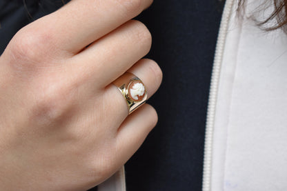 14K Gold Natural Cameo Handmade Ring,Handcrafted Cameo Ring,Vintage Exclusive Jewellery,Victoria Cameo Ring,Gift for Mom & Her