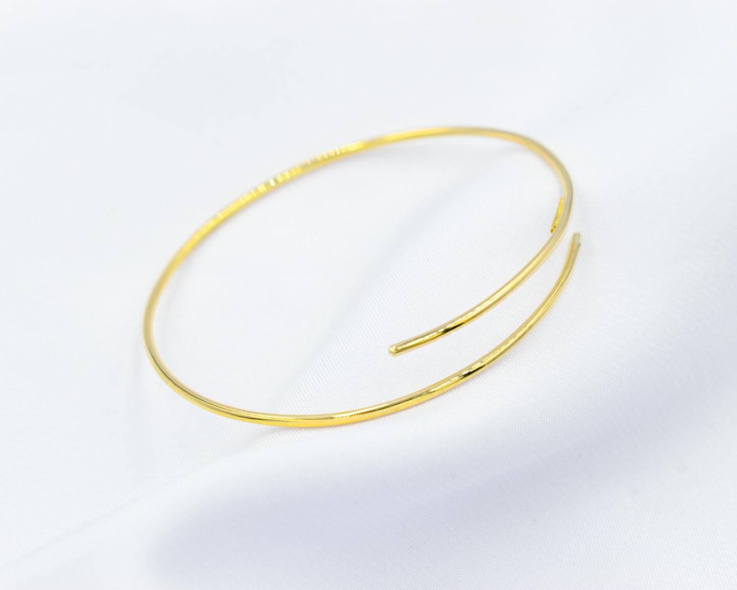 14k Plain Gold Classic Bangle Slip on Bracelet,Handmade Gold Bangle Bracelet,Elegance Minimalist Bangle Bracelet,Cuff Bangle for Her
