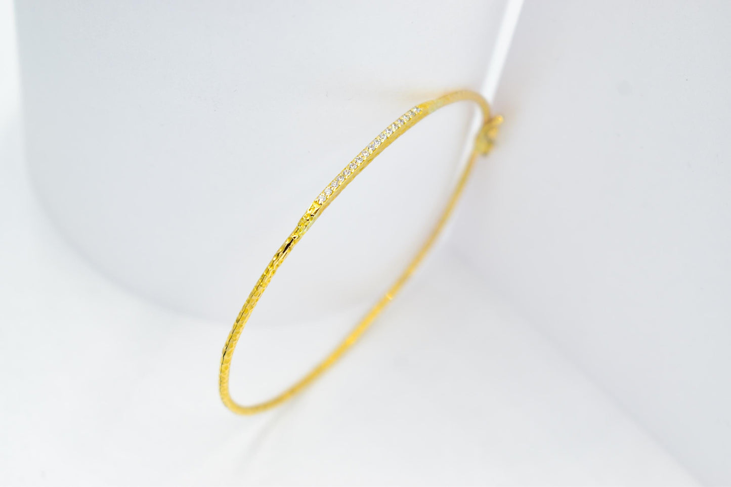 14K Gold Hammered Bar Bracelet,VVS1 Diamond or Zircon Cuff,Dainty Custom Bangle, Minimalist Stacking Gold Jewellery Gift for Her