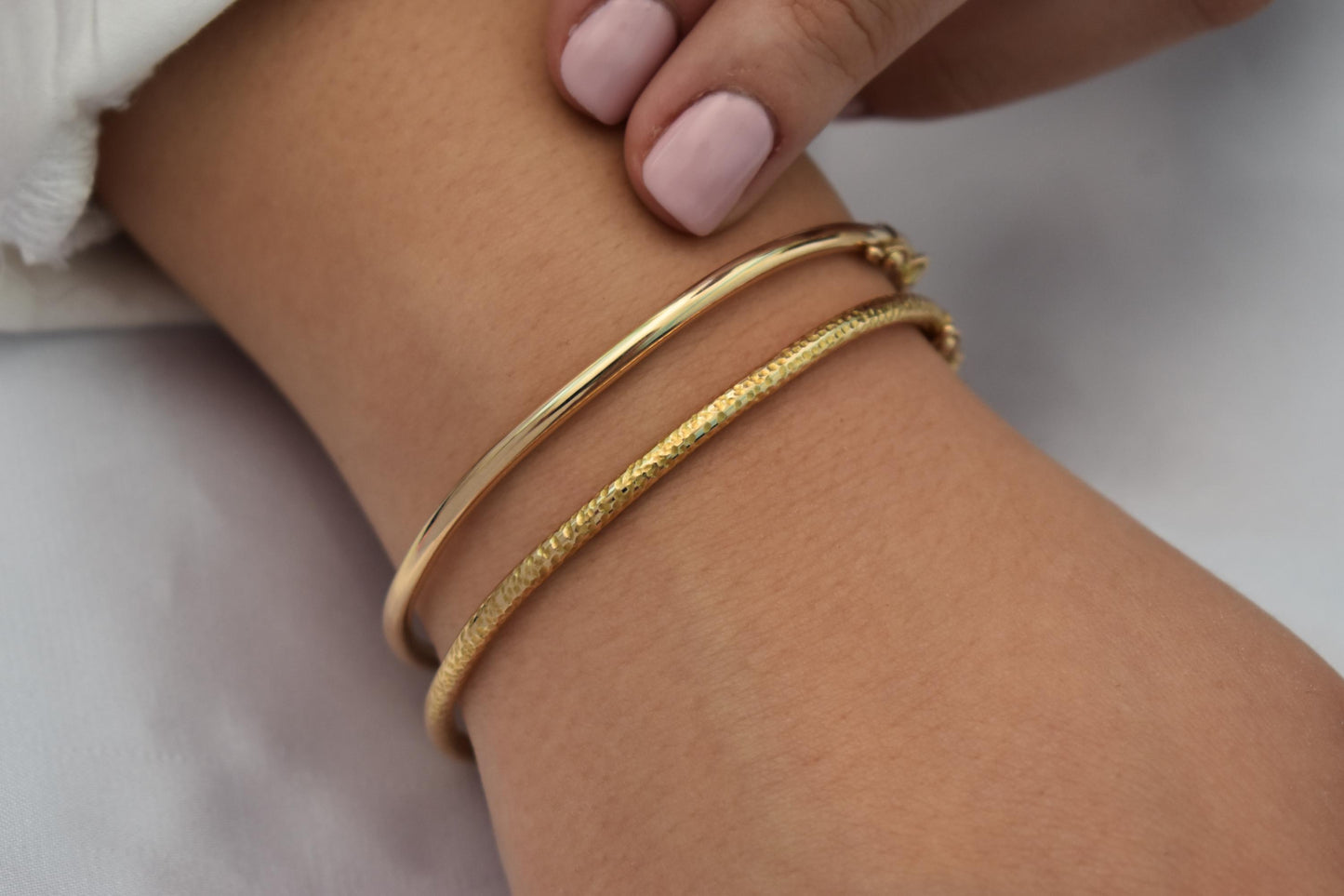 14k Thick Gold Classic Bangle Slip on Bracelet,Stacking Gold Bangle Bracelet,Elegance Minimalist Bangle,Plain Bangle,Gift for Mom & Her