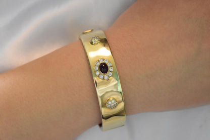 14K Solid Gold Ruby Bangle,Natural Ruby Bezel,Genuine Ruby,Bangle Bracelet,Natural Ruby,Unique & Vintage Bracelet for Her,Gemstone Gold Ruby