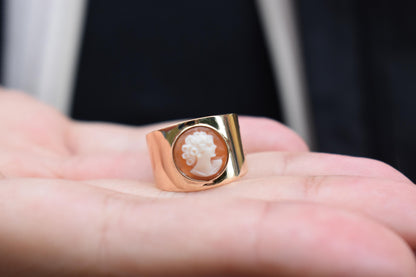 14K Gold Natural Cameo Handmade Ring,Handcrafted Cameo Ring,Vintage Exclusive Jewellery,Victoria Cameo Ring,Gift for Mom & Her