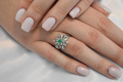 14K Solid Gold Emerald Ring,Vintage Retro Ring,Engagement & Wedding Gold Ring,Statement Ring,Stackable Gold Ring,Gift for Her