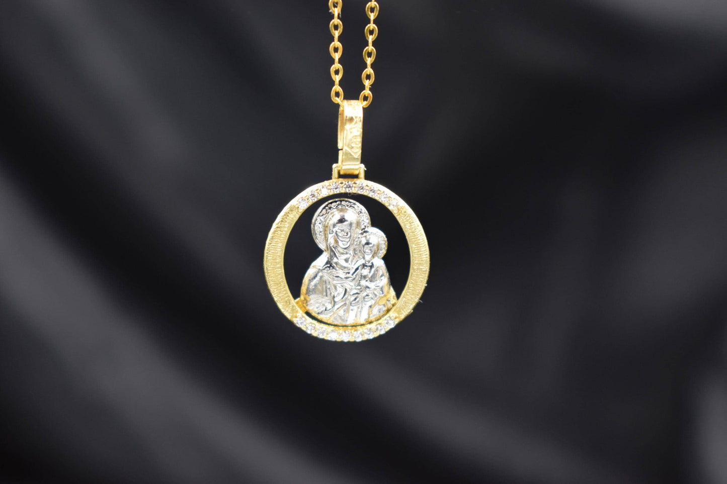 Παναγία με Χριστό παιδί σε Κύκλο με Ζιργκόν Κ14