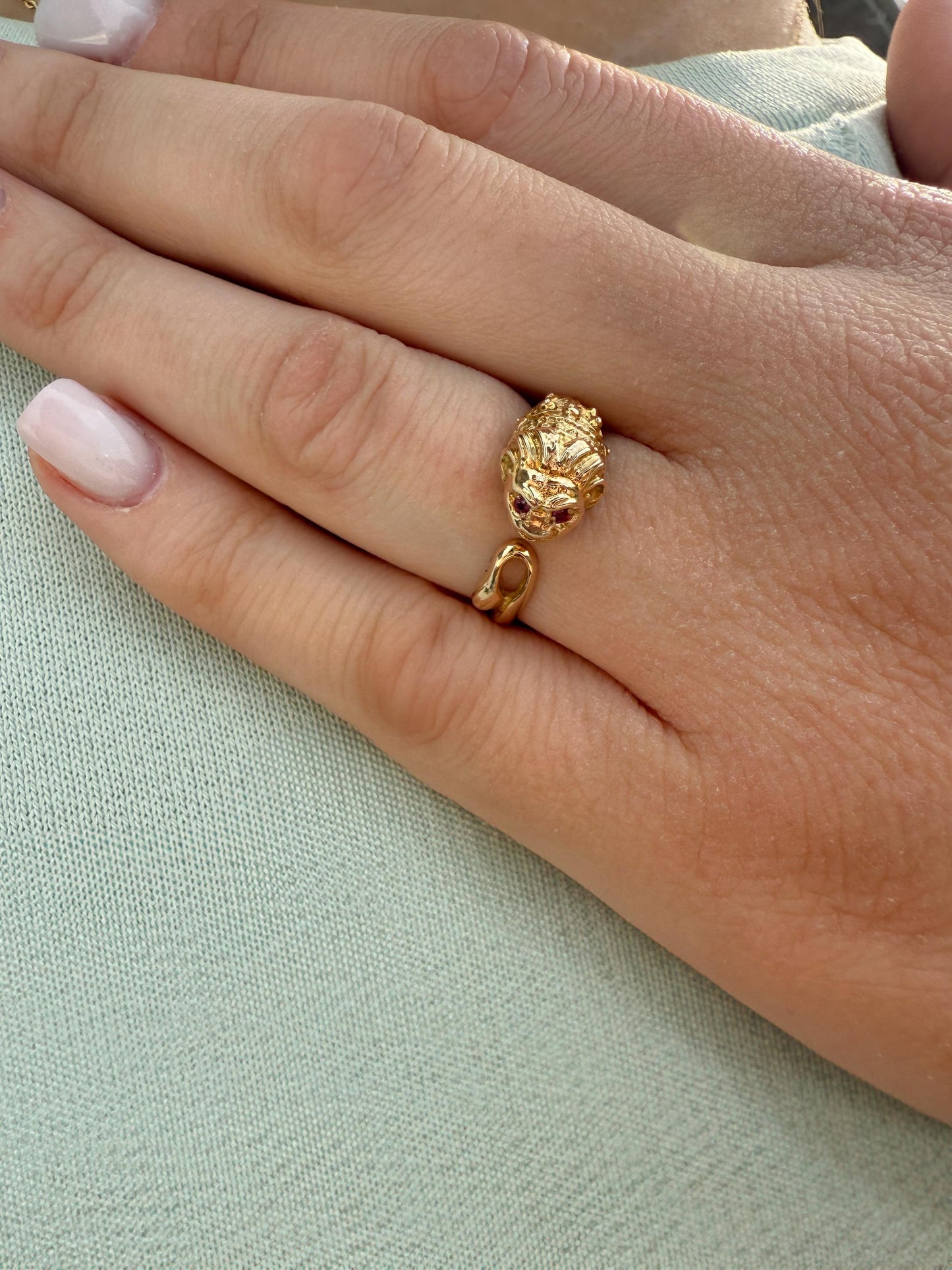 Χειροποίητο Δαχτυλίδι Λιοντάρι με Κόκκινα Ζιργκόν Κ14