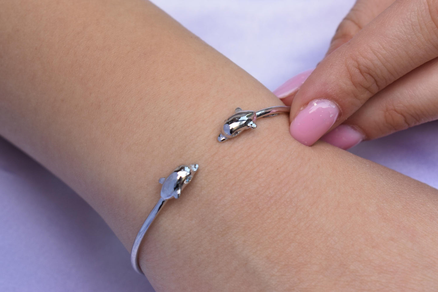 14k White Gold Dolphin Bangle Bracelet,Dolphin Bracelet,Gold Sea Animal Bracelet Bangle,Gold Summer Bracelet,Gift for Mom & Her