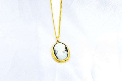 Κρεμαστό Μαύρο Καμέο Ρητίνης Κ14