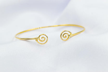 14K Gold Spiral Bracelet,Spiral Bangle,Dainty Bracelet,Greek Round Swirl,Minimal 14K Spiral Bracelet,Dainty Gold Bracelet,Circle of Life