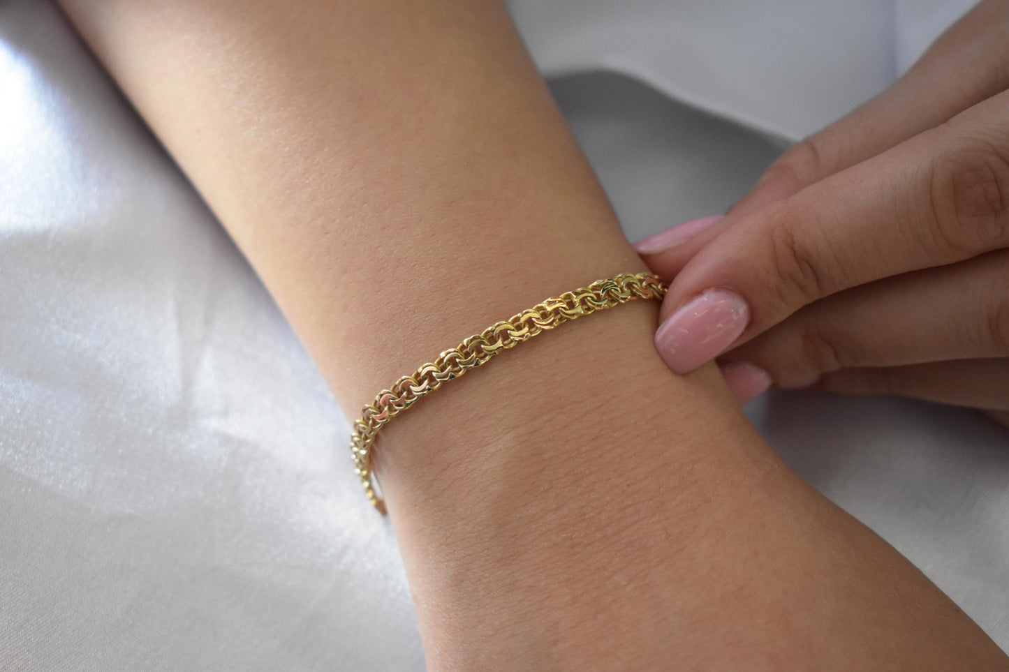 14K Gold Curb Chain Bracelet,Stackable Gold Bracelet,Franco Retro Chain Bracelet,Vintage Look Chain,Anniversary Gift for Her