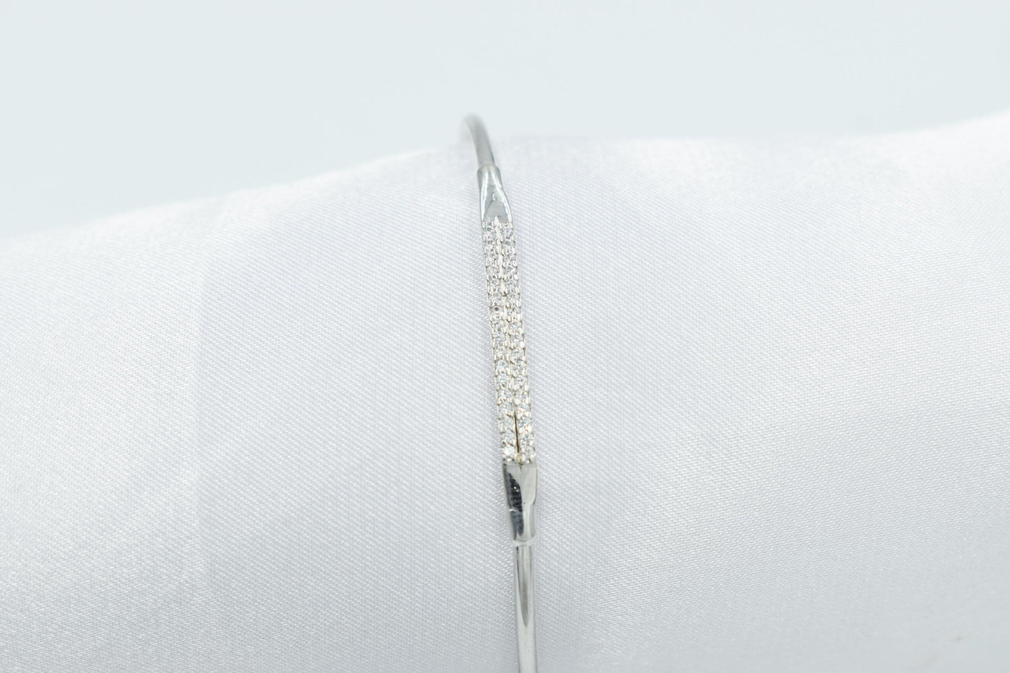 14K White Gold Diamond Bangle Bracelet, Natural Diamond VS/SI Gold Bangl,White Gold Cuff Bangle,Gold Bangle Bracelet