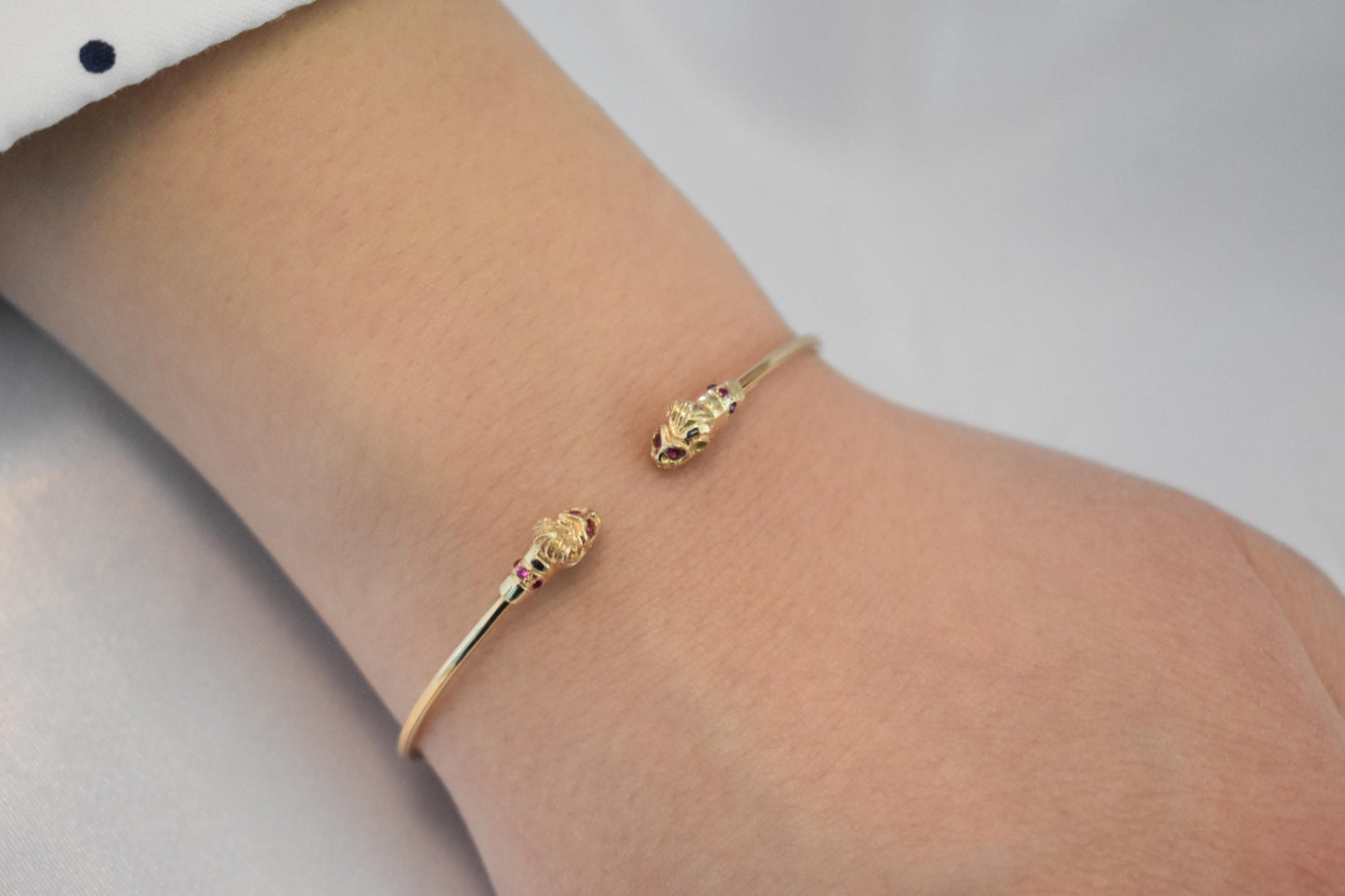 14K Gold Lion Head Bracelet with Gemstone Eyes,Ancient Greek Lion Bracelet,Unisex Bracelet,Animal Bangle,Symbol of Strength,Gift for Her