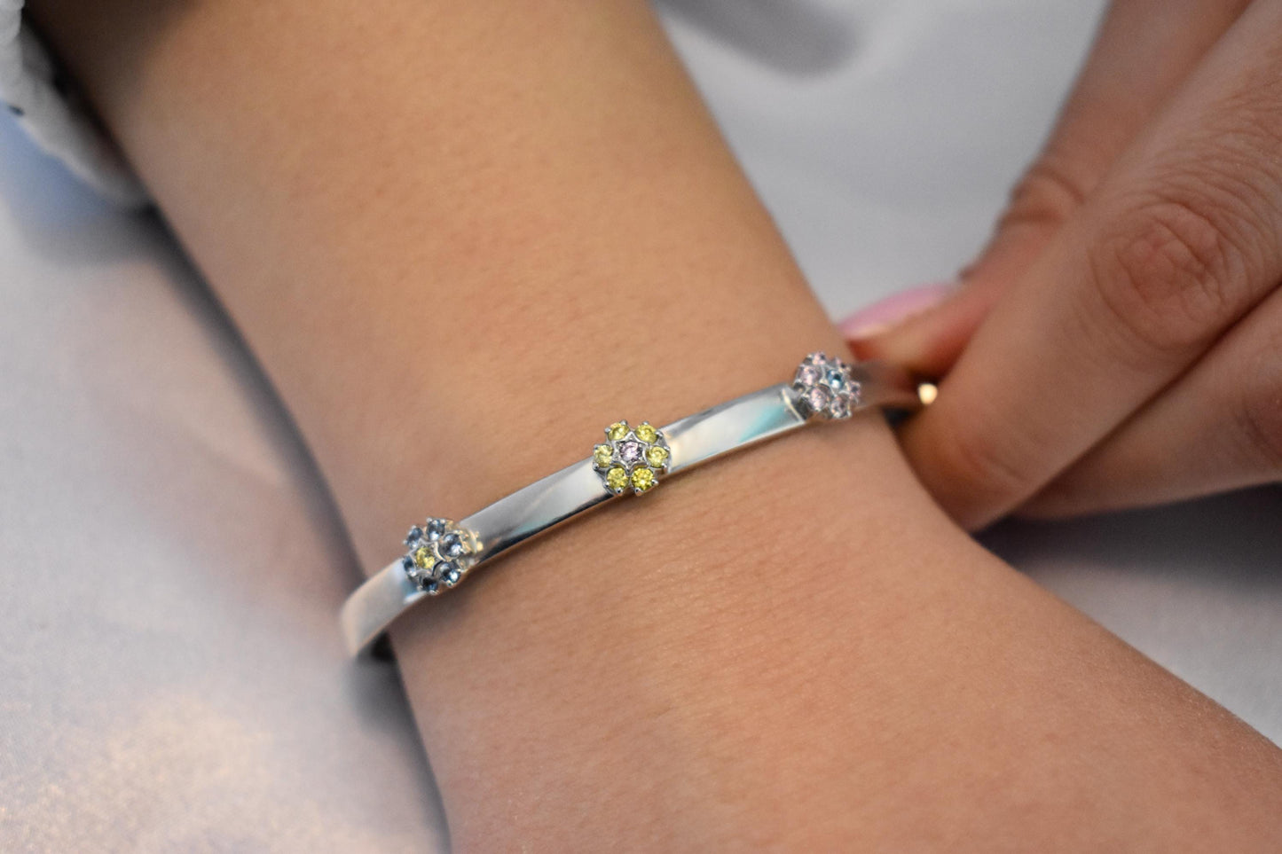 14K White Solid Gold Bracelet with Flower Zircons,Birthstone Bangle for Women,Wedding & Engagement Bracelet,Gold Flower Bracelet for Her