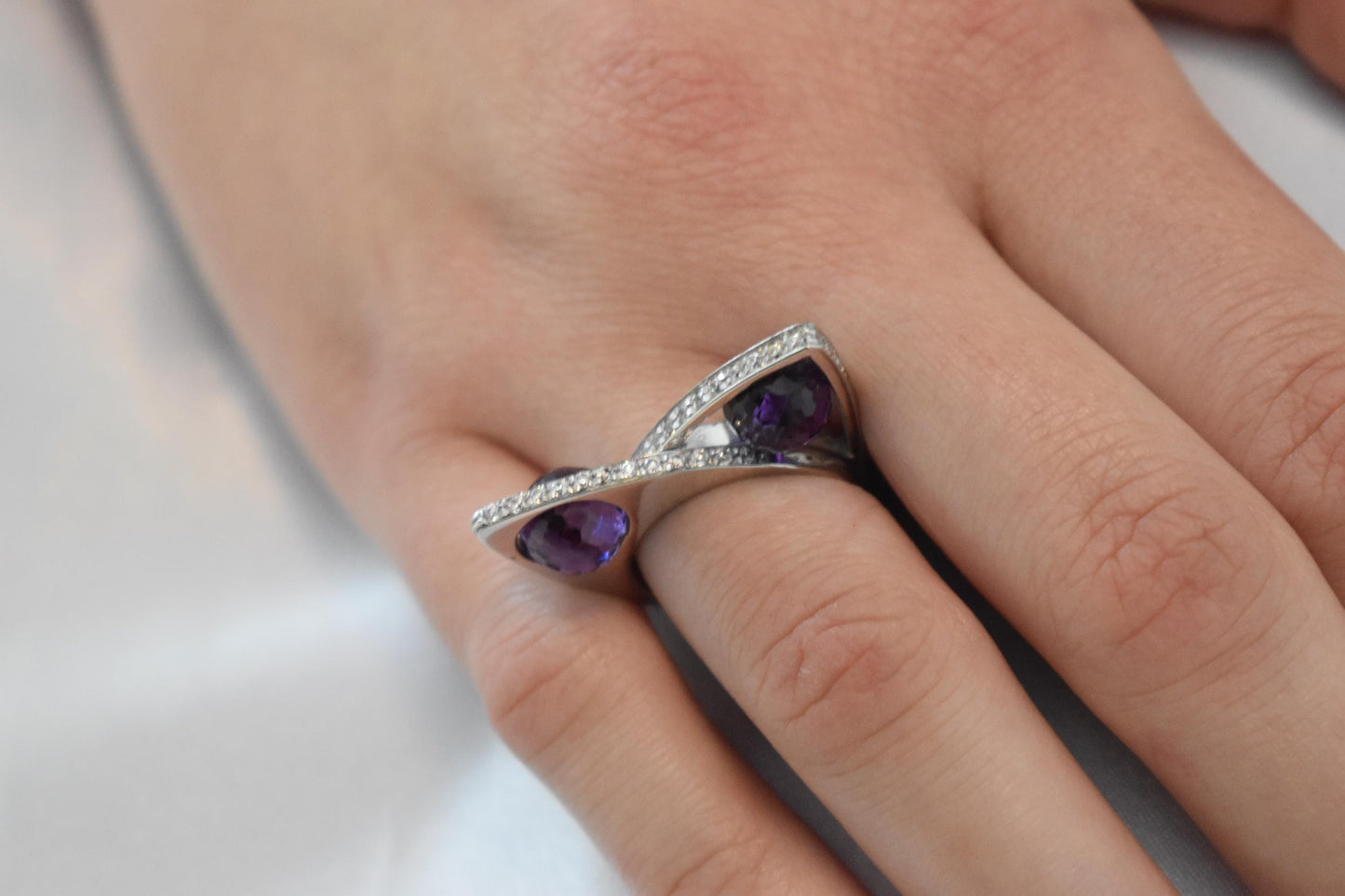 14K Solid Gold Amethyst Ring,Elegant Unique Design Stackable Jewellery Ring,Wedding & Engagement Stacking Ring,Amethyst Ring,Round Amethyst