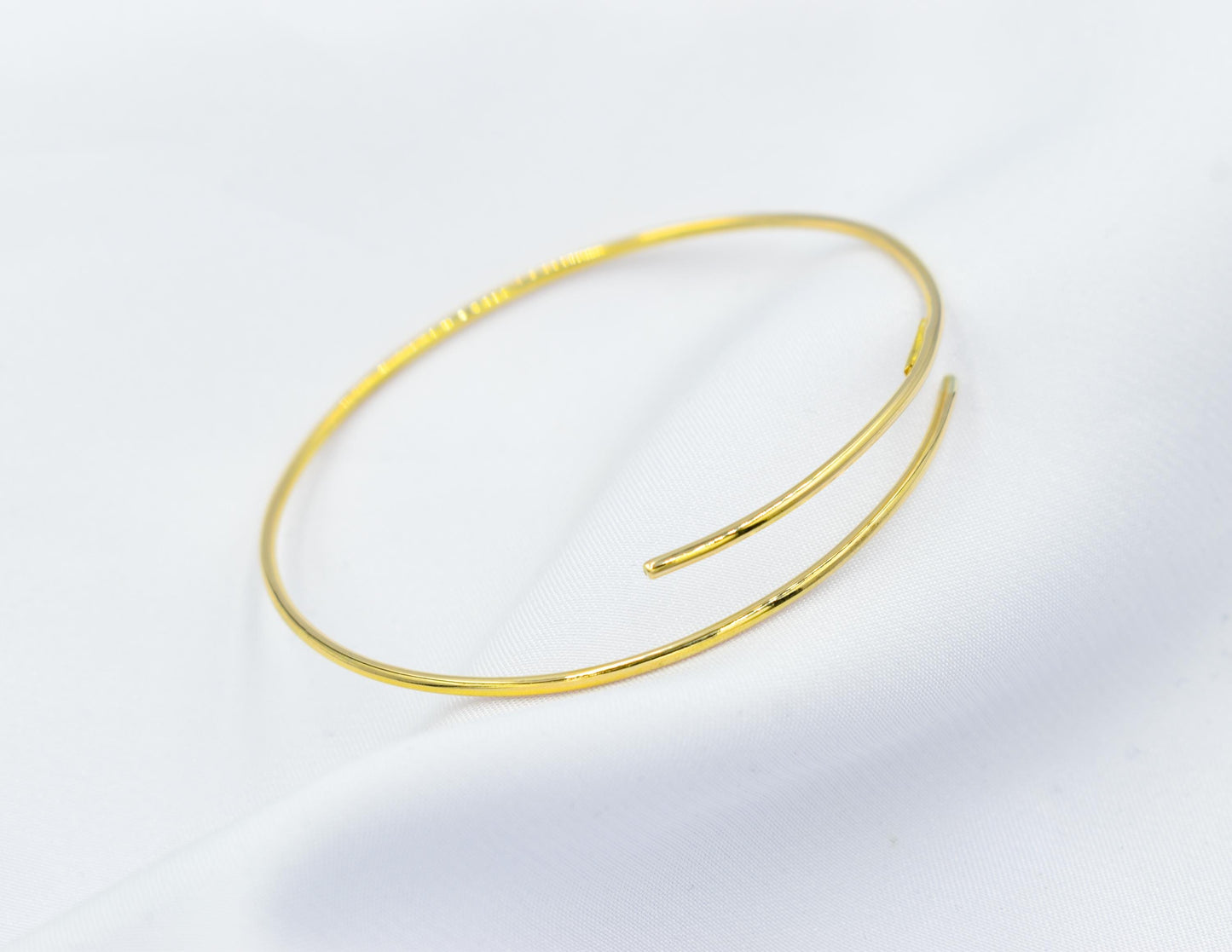 14k Plain Gold Classic Bangle Slip on Bracelet,Handmade Gold Bangle Bracelet,Elegance Minimalist Bangle Bracelet,Cuff Bangle for Her