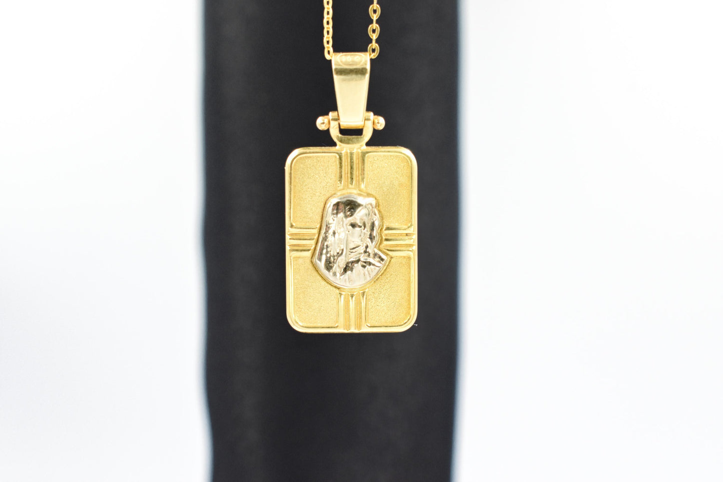 Χρυσό Φυλαχτό Χριστός Δίχρωμο Κ14