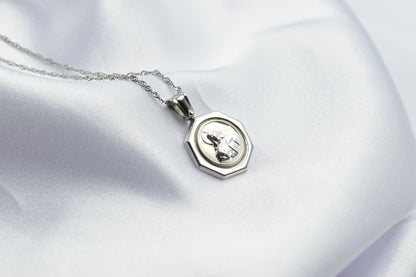 Λευκόχρυσο Μενταγιόν (Ιησούς Χριστός) Κ14